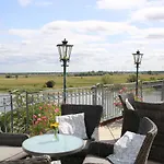 Ringhotel Schloss Otel Tangermünde