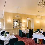 Ringhotel Schloss Otel 4*