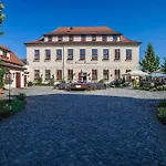 Ringhotel Schloss Otel Tangermünde