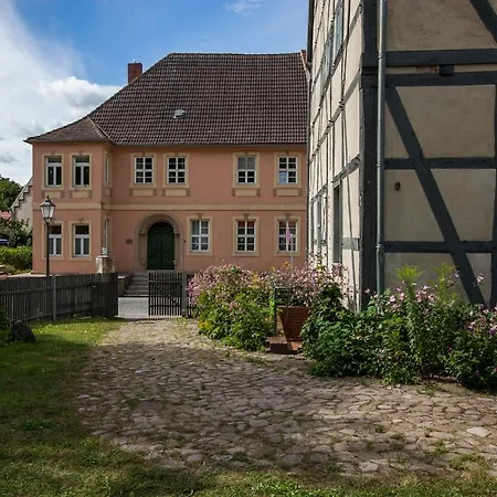 فندق Ringhotel Schloss