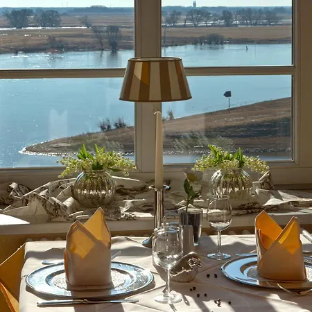 Ringhotel Schloss 4*