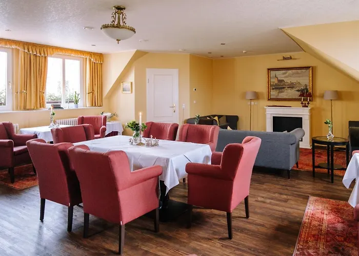 坦哲蒙城堡酒店