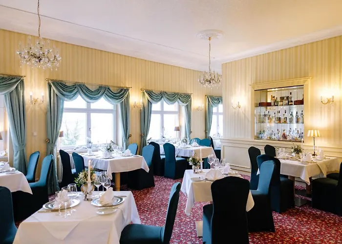 Ringhotel Schloss 4*