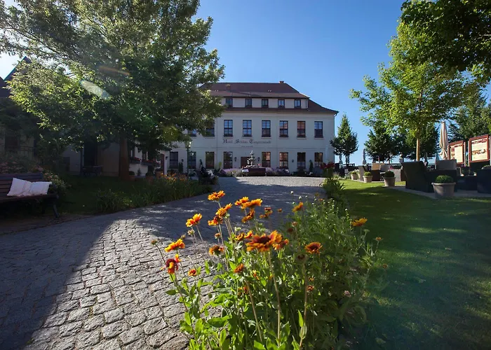 Ringhotel Schloss 4*